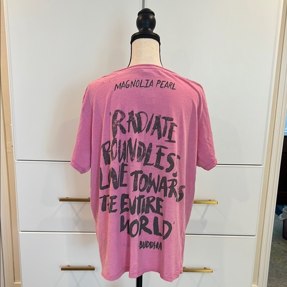 Magnolia Pearl Pink Graphic Tee - Picture 2 of 5